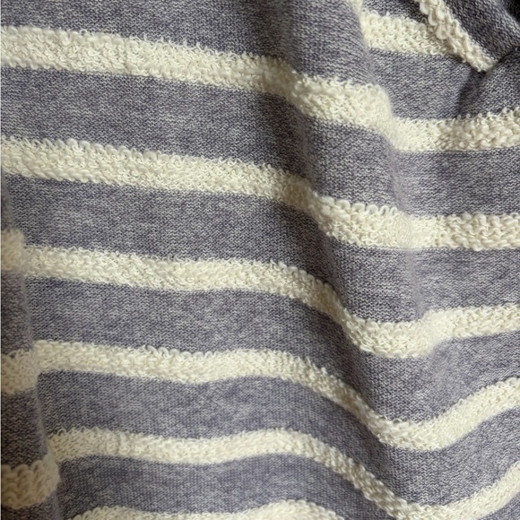 Bibi Mixed Pattern Top - Picture 4 of 8